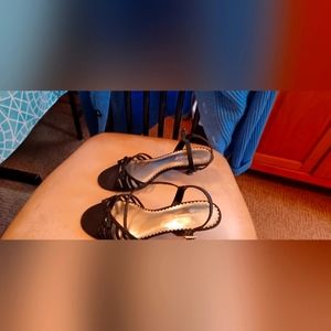Selling Set of Predictions heels.